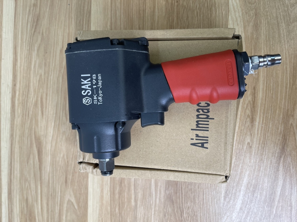 Súng bắn gầm saki SK198