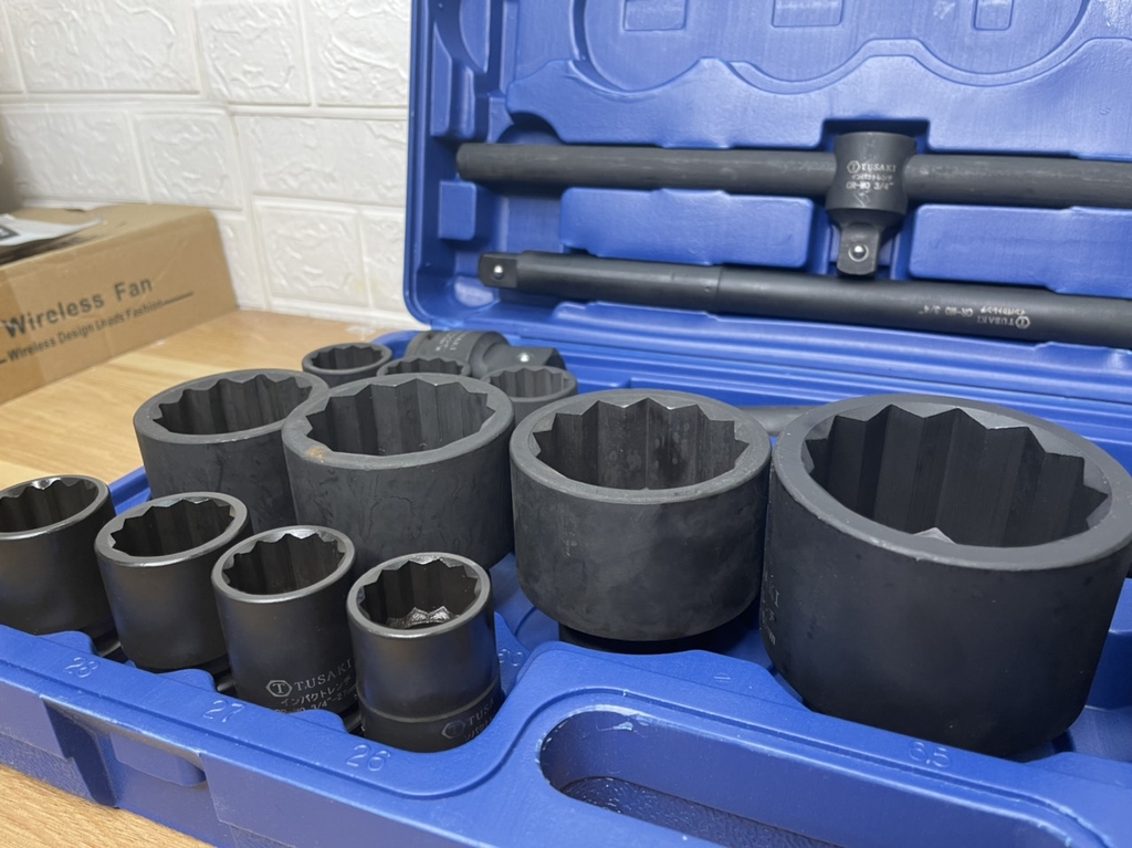 Bộ đầu khẩu 27 pcs Tusaki chân 3/4 -1in