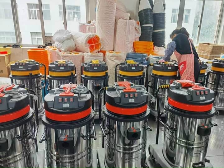 Máy hút bụi công nghiệp