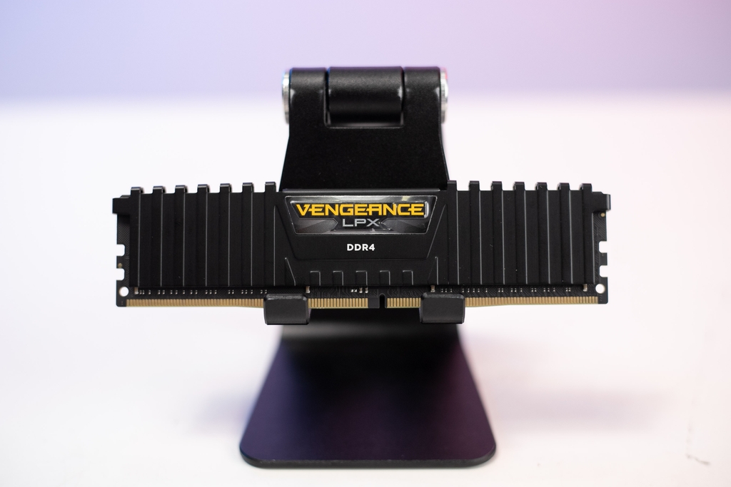 RAM Máy Tính Corsair Vengeance LPX 16GB (1x16GB) DDR4 3000MHz