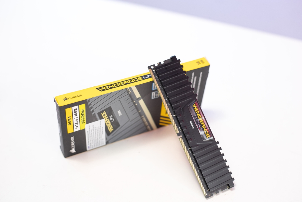 RAM Máy Tính Corsair Vengeance LPX 16GB (1x16GB) DDR4 3000MHz