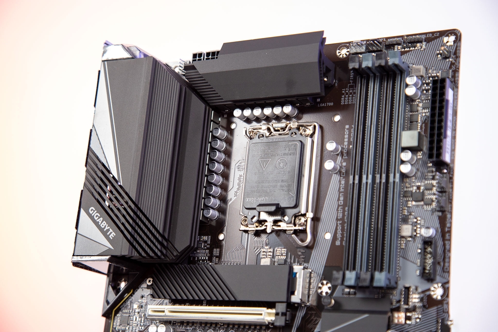 Mainboard Gigabyte Z690 UD D4 (Intel Z690, Socket 1700, ATX, 4 khe Ram DDR4)