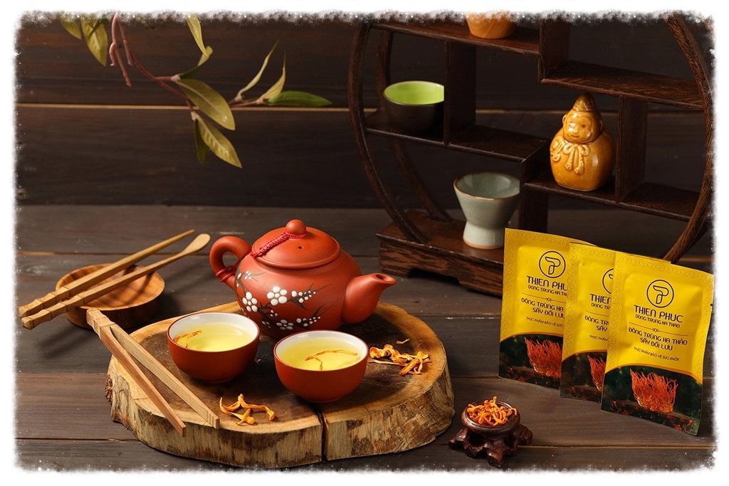 Đông Trùng Hạ Thảo Quả Thể Sấy Đối Lưu