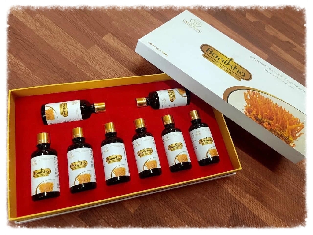 Nước Đông Trùng Hạ Thảo Banikha
