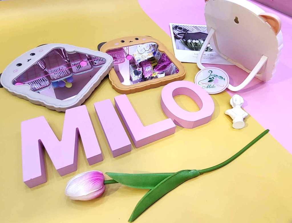 Gương makeup để bàn hình cừu con Mengshang cute