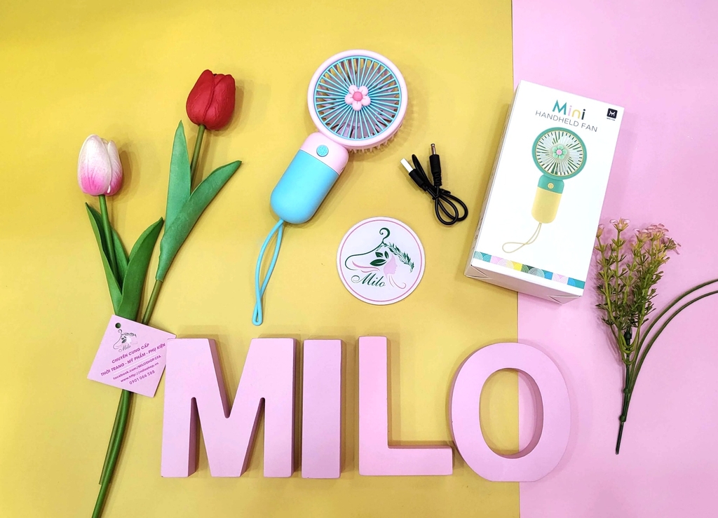 Quạt cầm tay mix charm bông hoa Handheld Fan - Mini fan