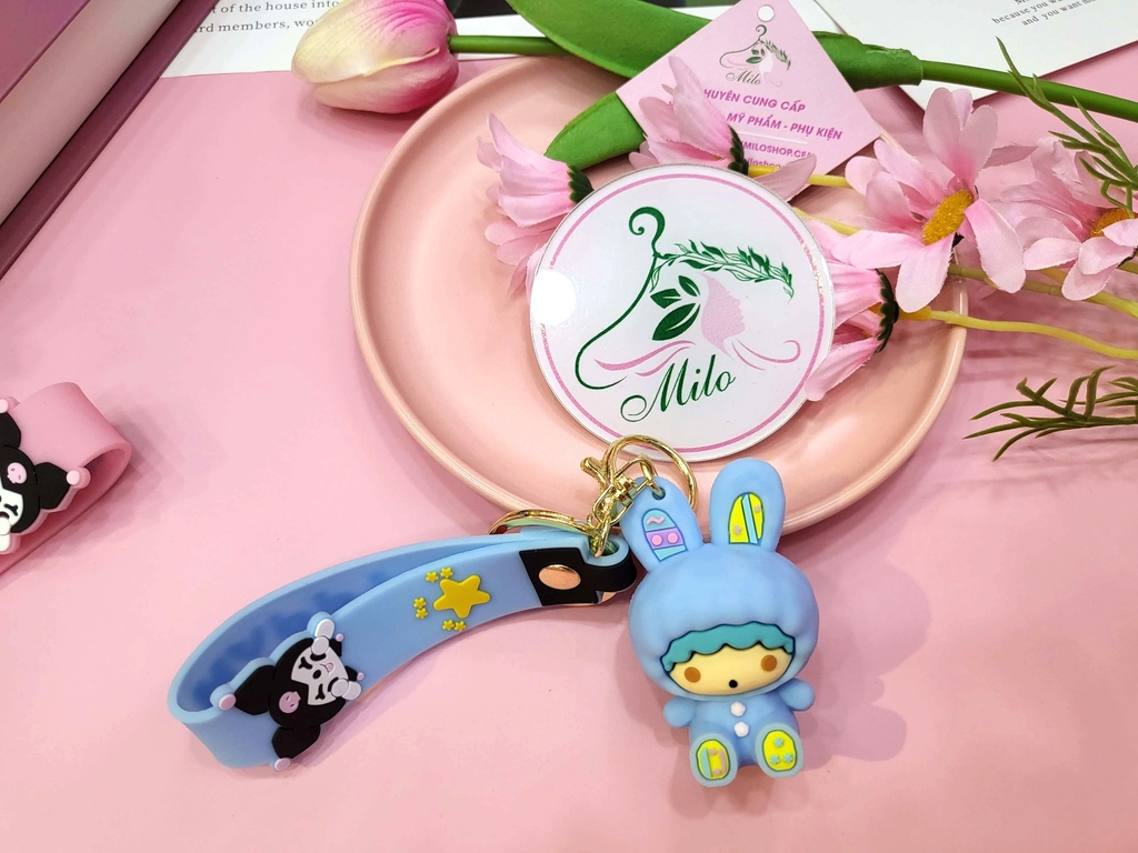 Móc khóa búp bê Sanrio Kuromi Melody Cinnamonroll kèm dây đeo chữ Happy