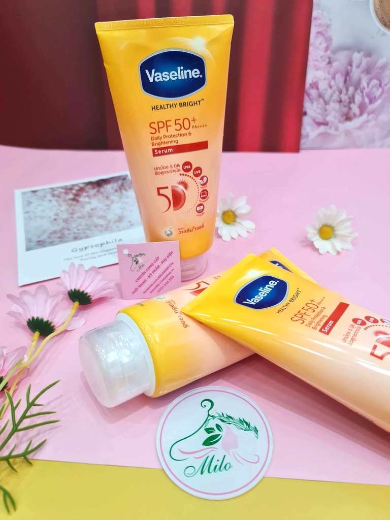 Sữa dưỡng thể trắng da Vaseline 50x SPF50+++ - 300ml