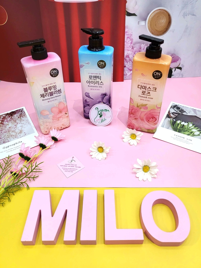 Sữa tắm On The Body Blooming Cherry Blossom (Hàn Quốc) - 900g