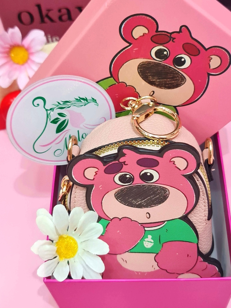 Túi xách đeo chéo mini hình gấu Lotso kèm hộp xinh xắn