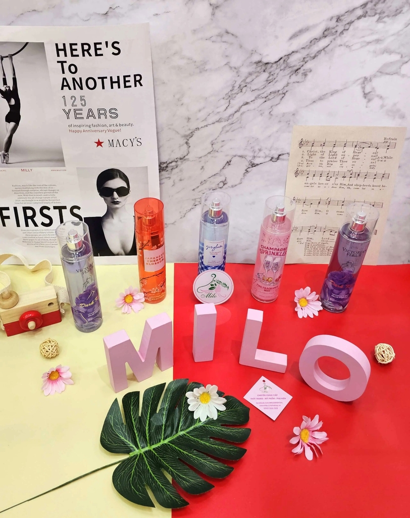 Nước hoa xịt thơm body Victoria's Fleur - 236ml (lô mới nội địa)