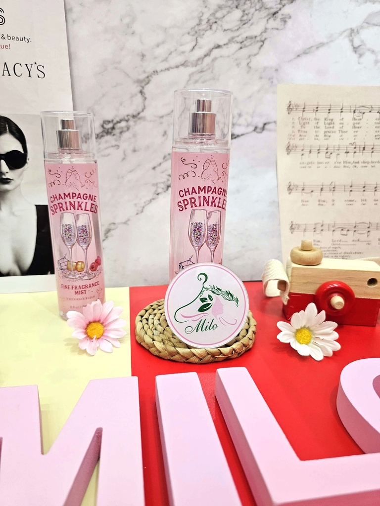 Nước hoa xịt thơm body Victoria's Fleur - 236ml (lô mới nội địa)