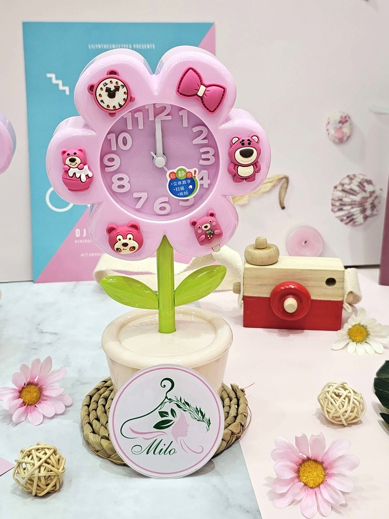 Đồng hồ báo thức chậu bông hoa - Qida Quartz (kèm charm)
