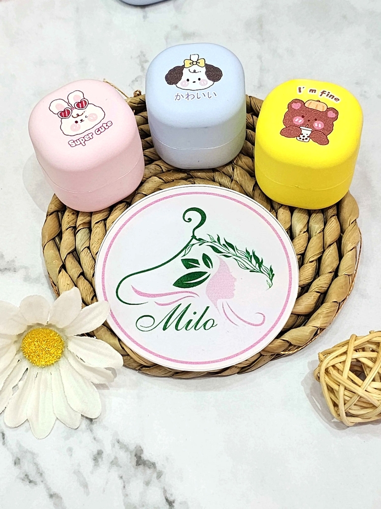 Nước hoa lăn khử mùi hoạt hình cute