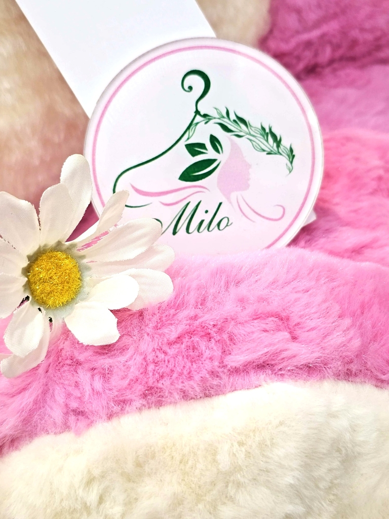 Gấu bông Lotso gấu ngồi cao cấp (hàng Quảng Châu)