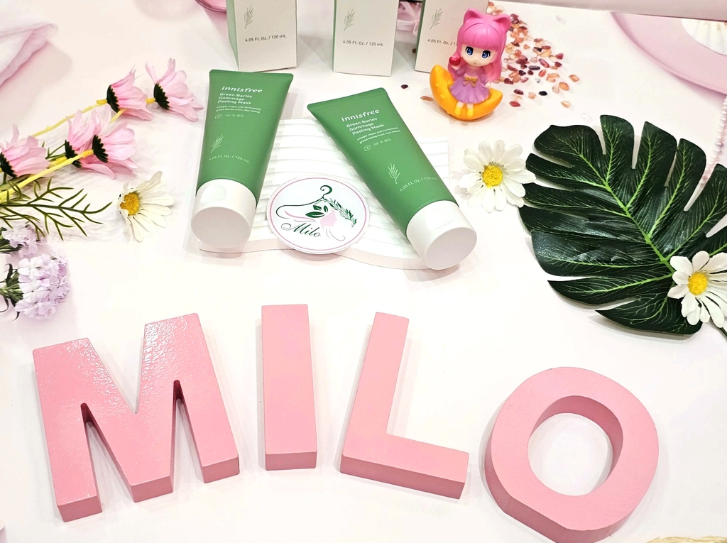 Tẩy tế bào chết lúa mạch Innisfree Green Barley Gommage Peeling Mask - 120ml