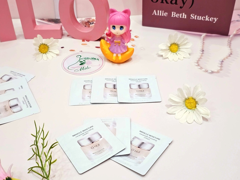 Kem dưỡng trắng da Ohui Miracle Moisture Cream - 1ml (gói sample)