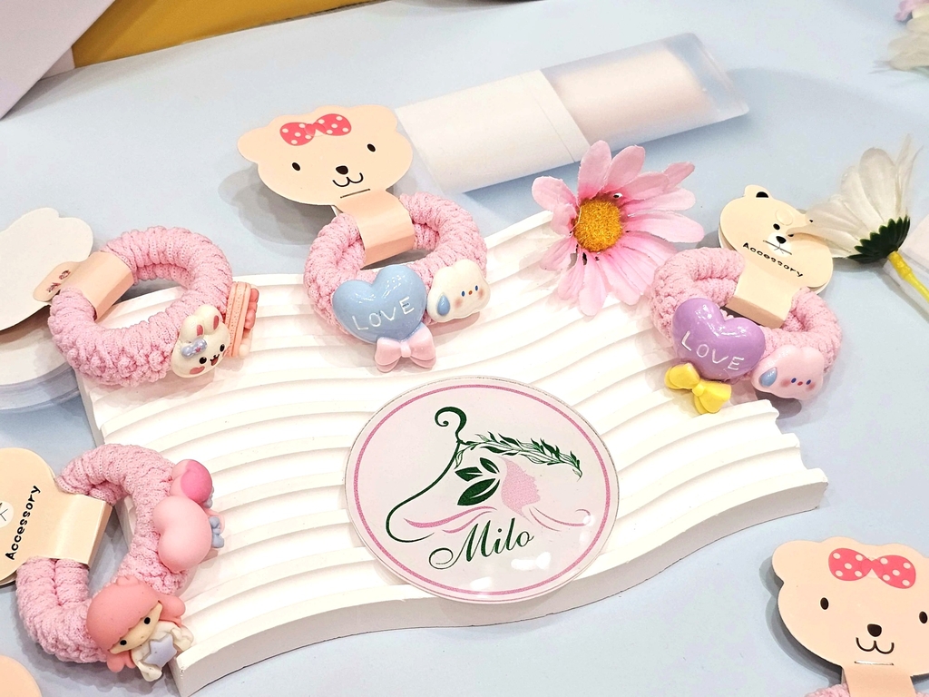 Cột tóc thun sticker nổi thỏ + trái tim (hồng phấn)