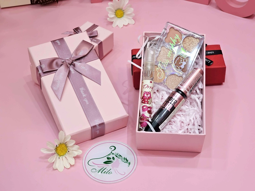 Hộp quà size 2 đựng nước hoa mini (15cm x 8.5cm x 6cm) - mẫu 2