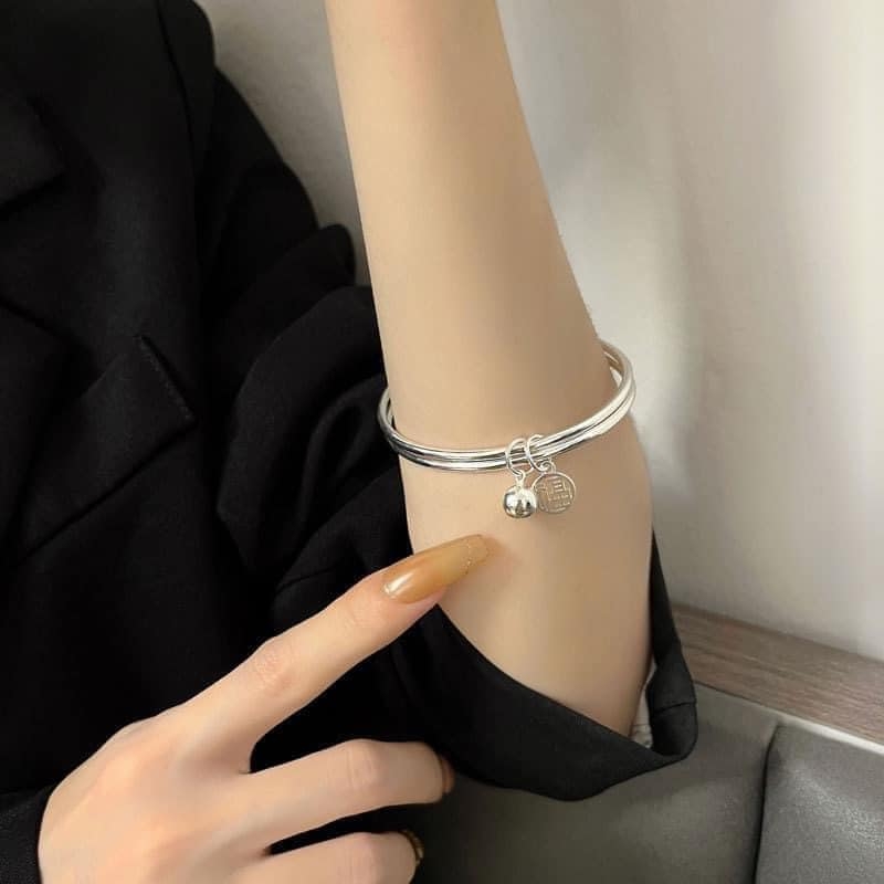 Vòng tay đôi phối chuông và họa tiết