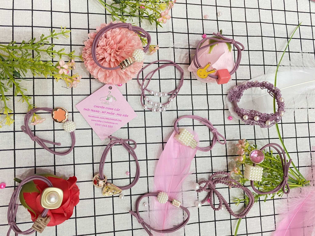 Cột tóc nhiều kiểu (nơ thỏ - nơ caro - phối charm)