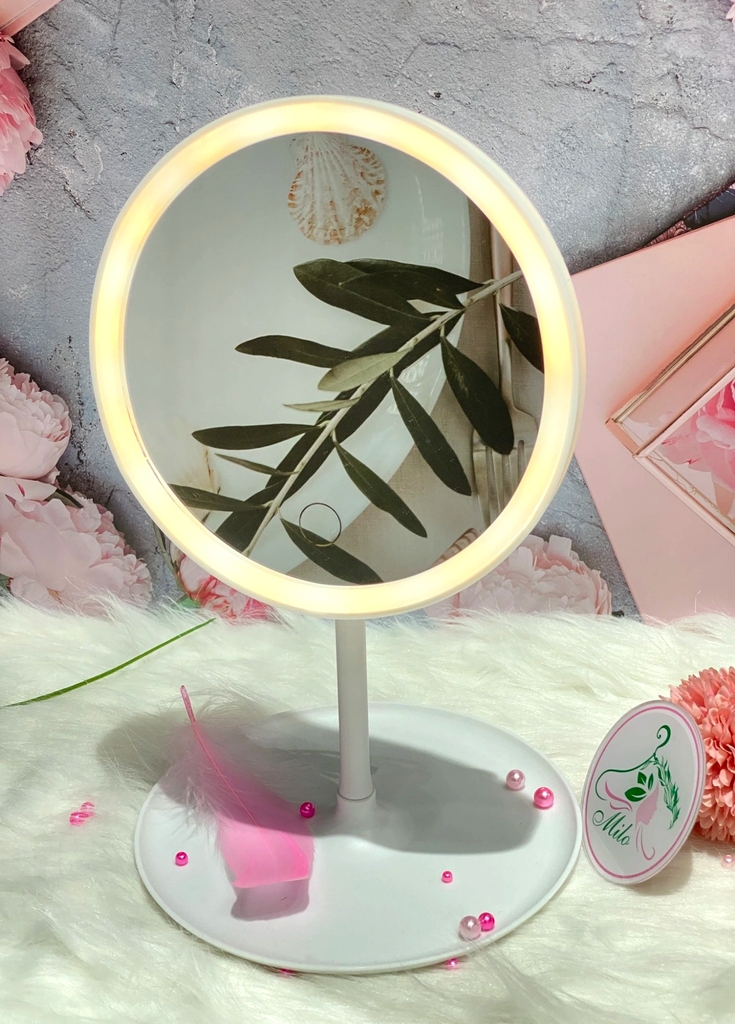 Gương trang điểm có đèn led