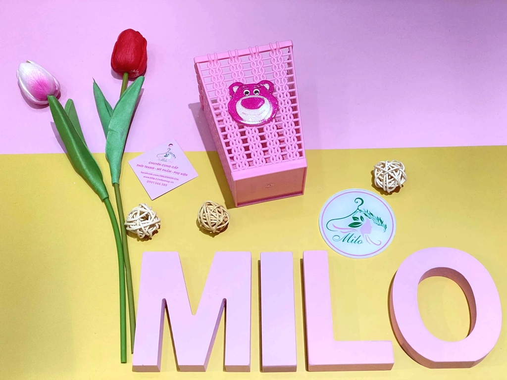 Ống vắt đựng bút màu hồng kèm sticker cute