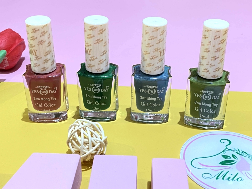 Nước sơn móng tay các loại