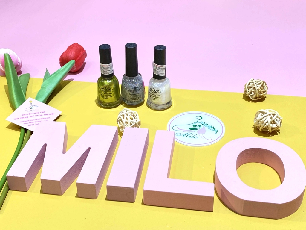 Nước sơn móng tay các loại