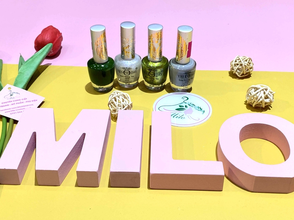 Nước sơn móng tay các loại