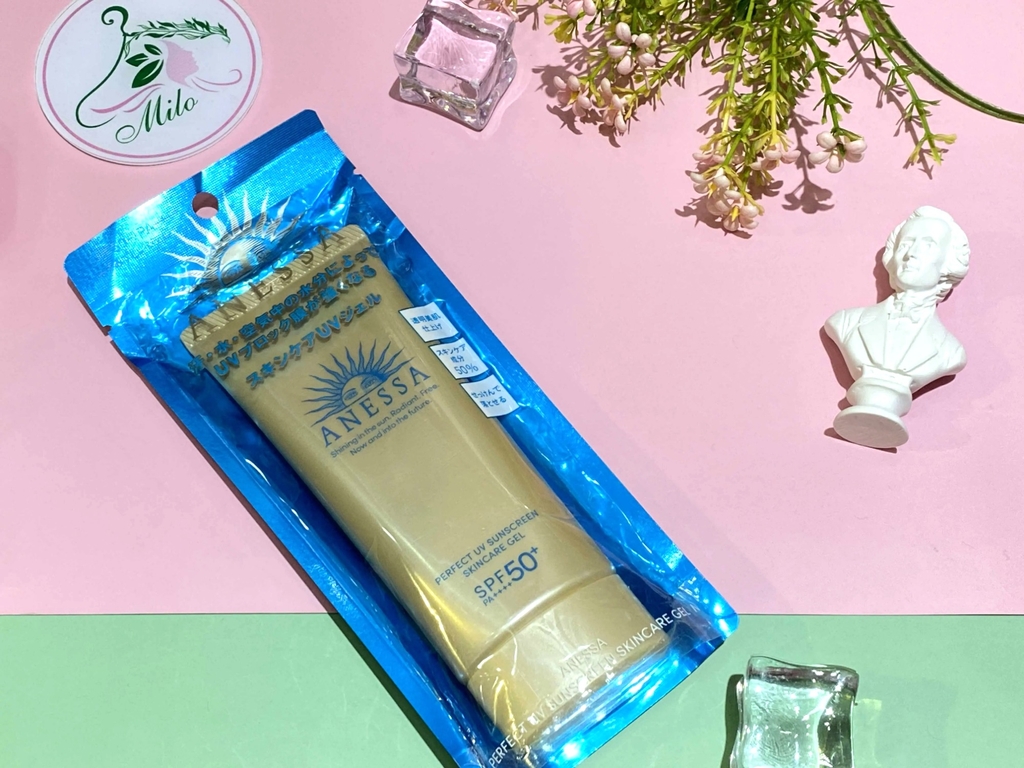 Gel chống nắng Anessa Perfect UV Sunscreen Skincare Gel SPF50+ PA++++ 90g