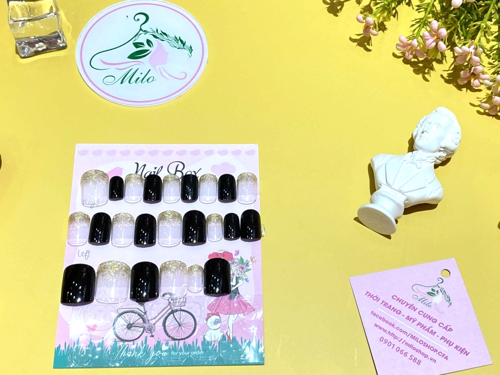 Set 24 móng giả nhiều họa tiết