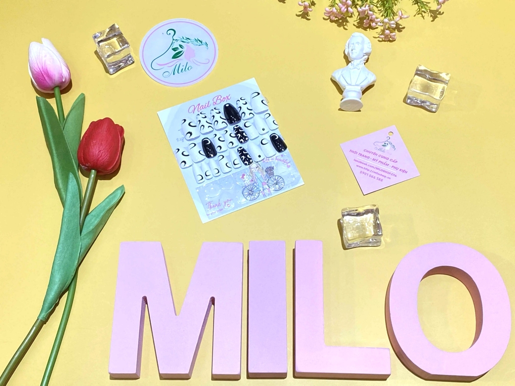 Set 24 móng giả nhiều họa tiết