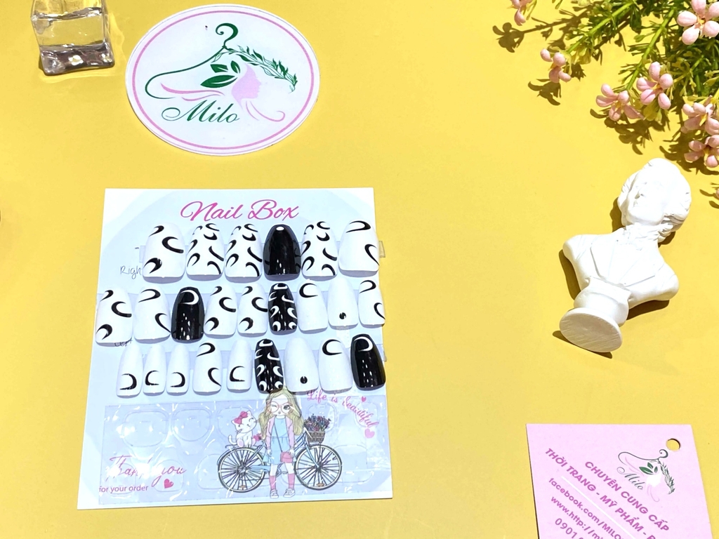 Set 24 móng giả nhiều họa tiết