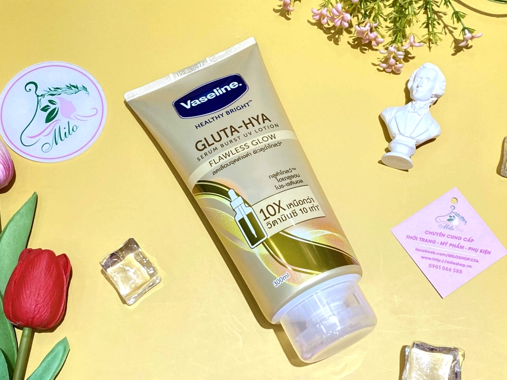Sữa dưỡng thể Vaseline Healthy Bright Gluta HYA Serum 10X Thái Lan- 300ml (màu vàng)