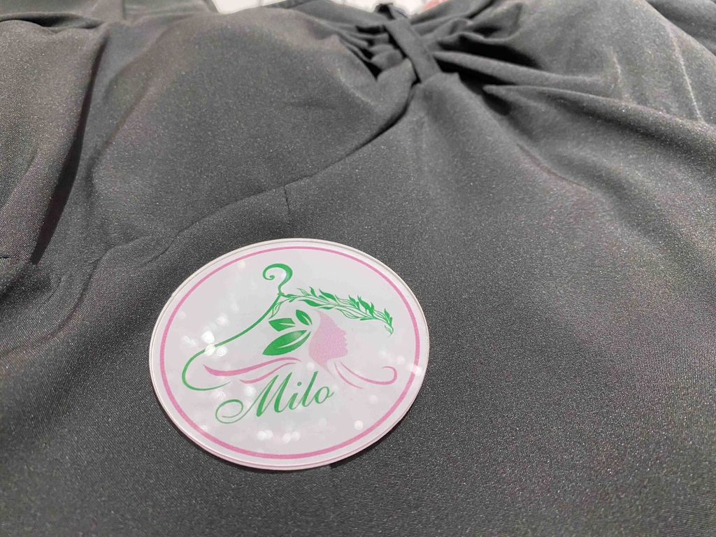 Đầm lụa nhún ngực có mút form ngắn - màu đen