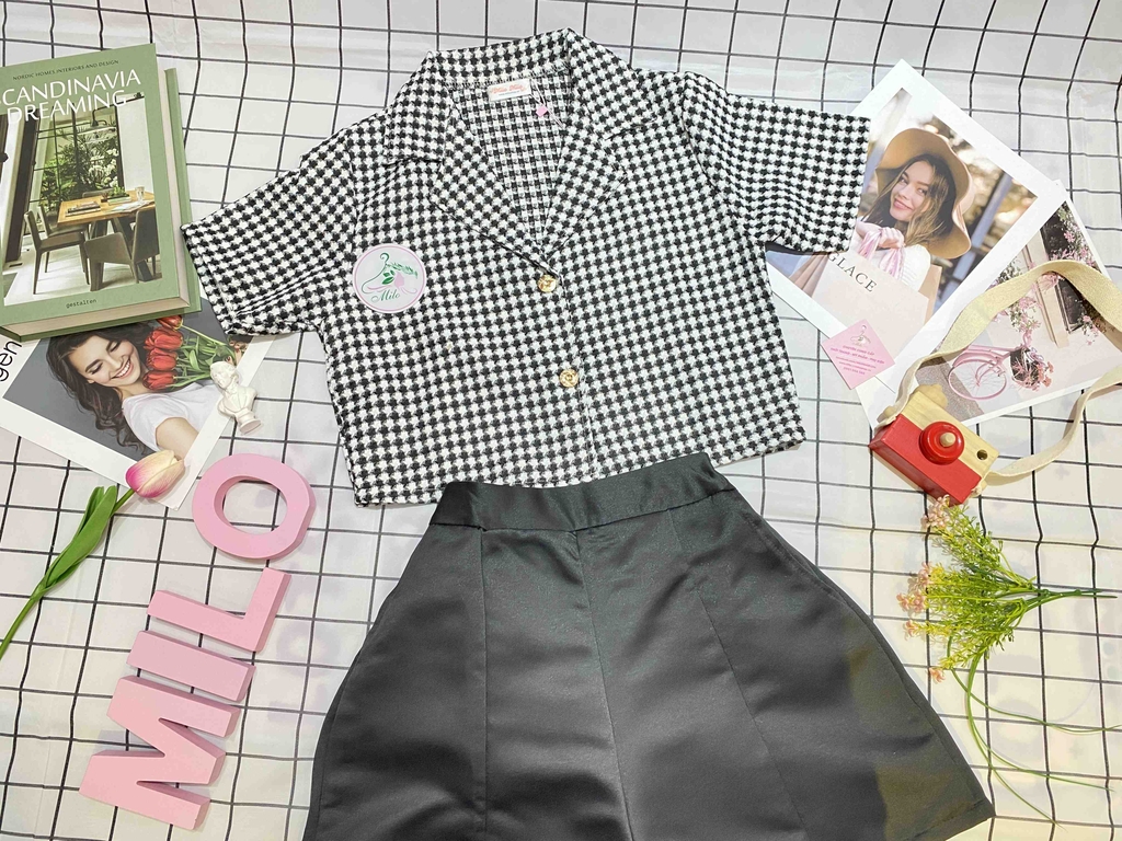 Set dạ đùi cao cấp áo ziczac phối quần short (màu đen)