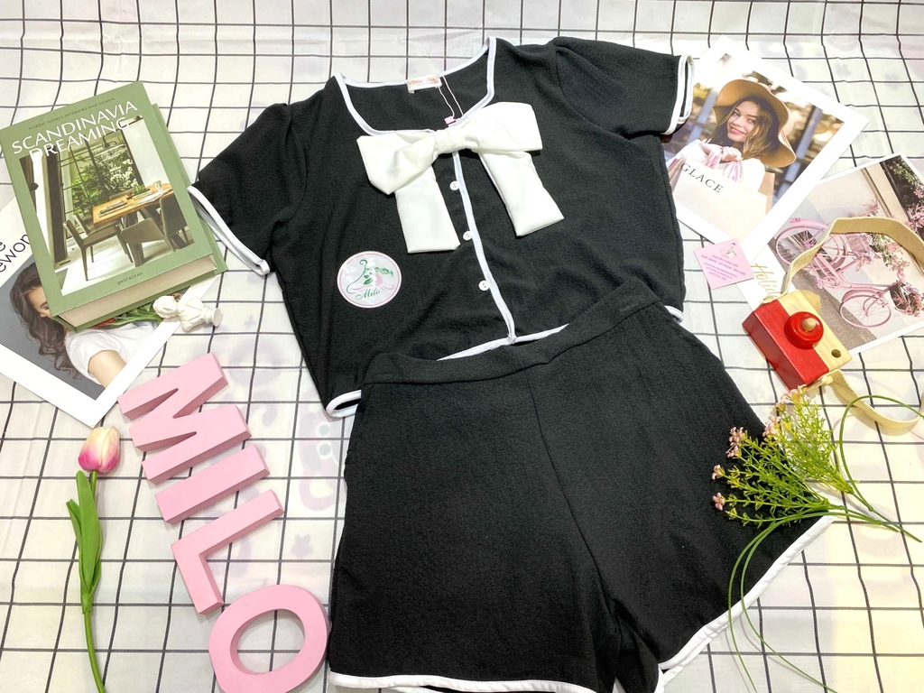 Set bộ đùi áo viền phối nơ đính nút (quần có lót)