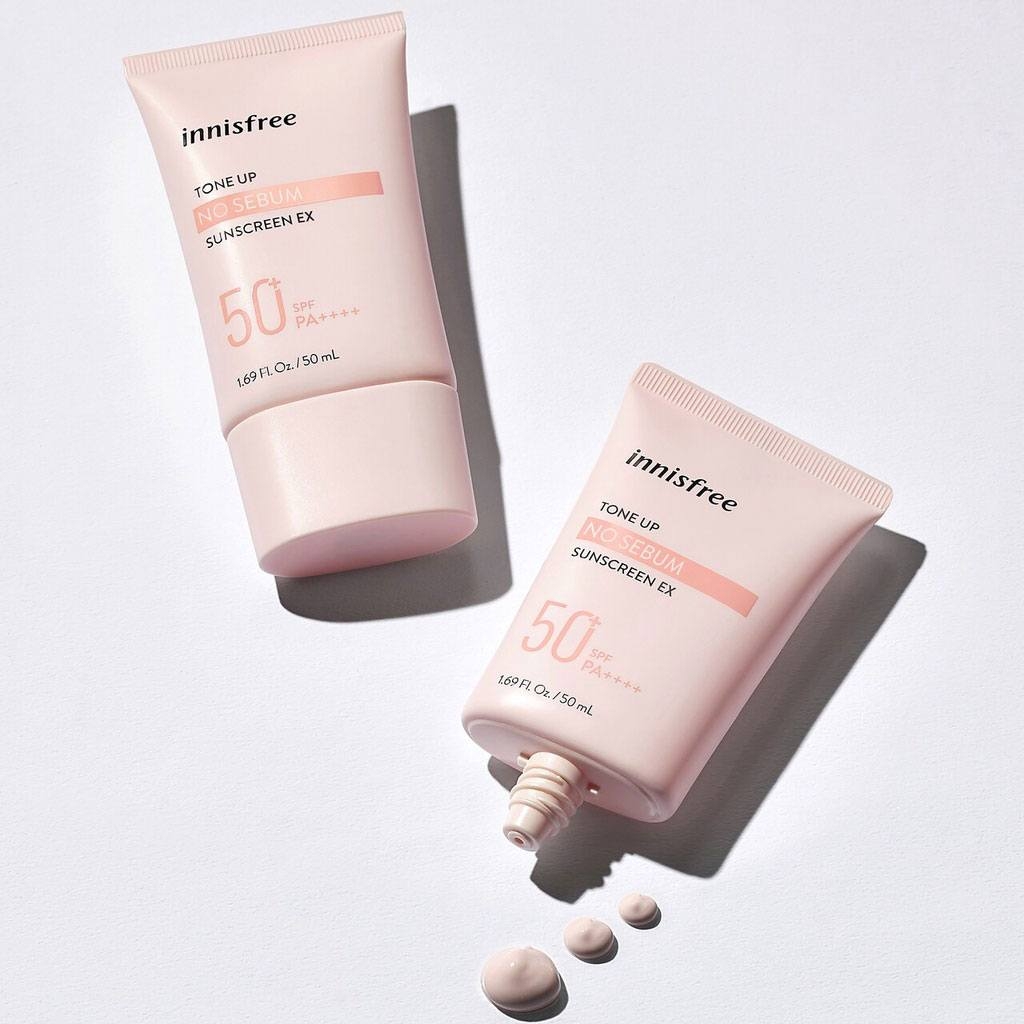 Kem chống nắng Innisfree Tone Up No Sebum Suncreen SPF50+ PA++++ (mẫu mới )- Hồng