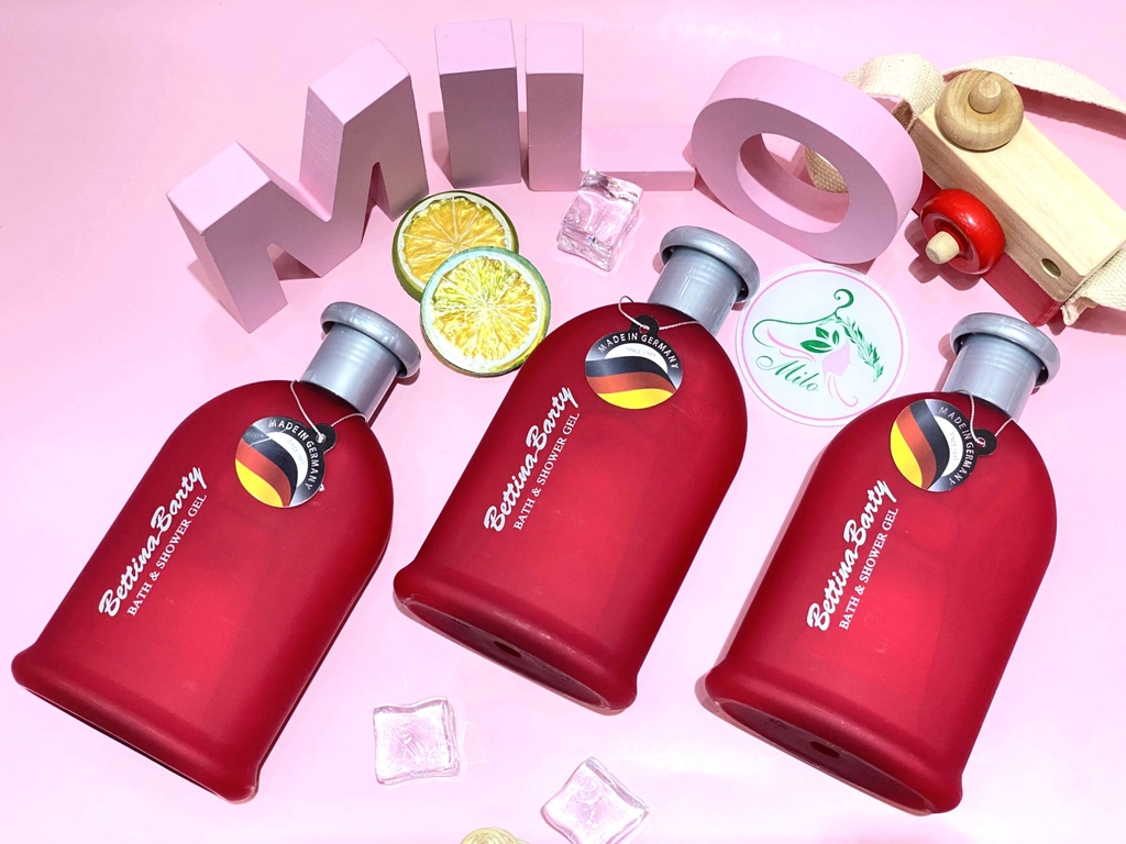 Sữa tắm Bettina Barty Bath & Shower Gel- 500ml - Đức (màu đỏ)