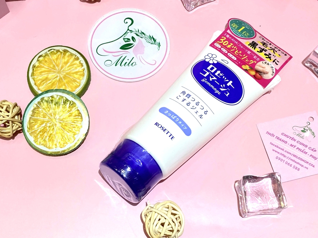 Tẩy tế bào chết Rosette Gommage Gentle Peeling Gel cho mọi loại da -120g (xanh)