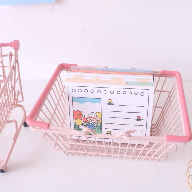 Giỏ sắt quai hồng kèm nơ size trung