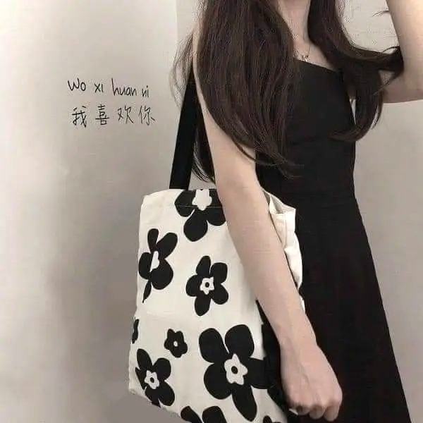 Túi tote Quảng Châu hoa đen xinh xắn