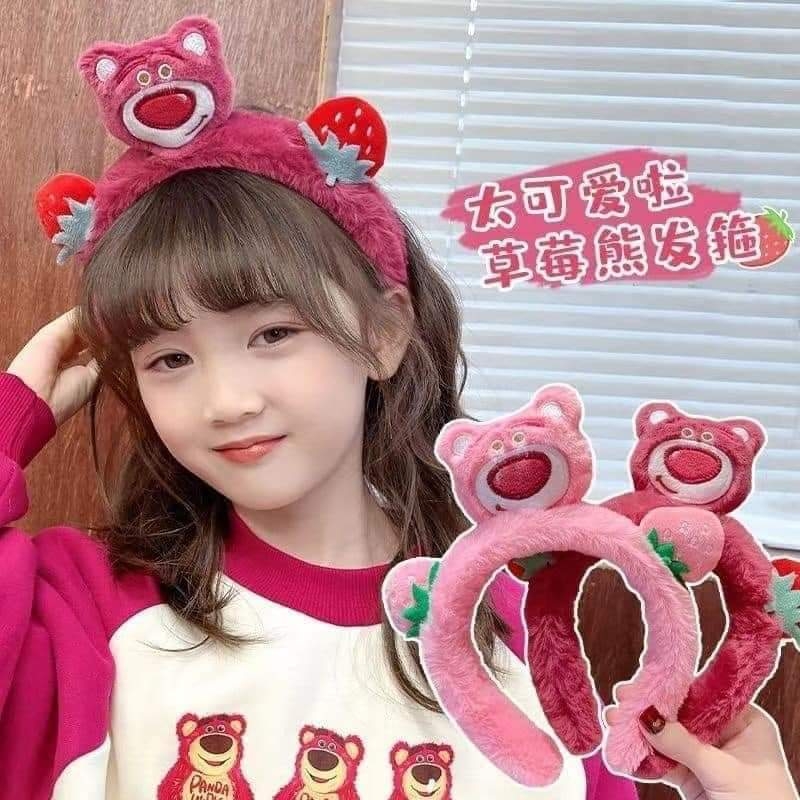 Băng đô lông mịn gấu dâu (mặt gấu + quả dâu) mẫu mới