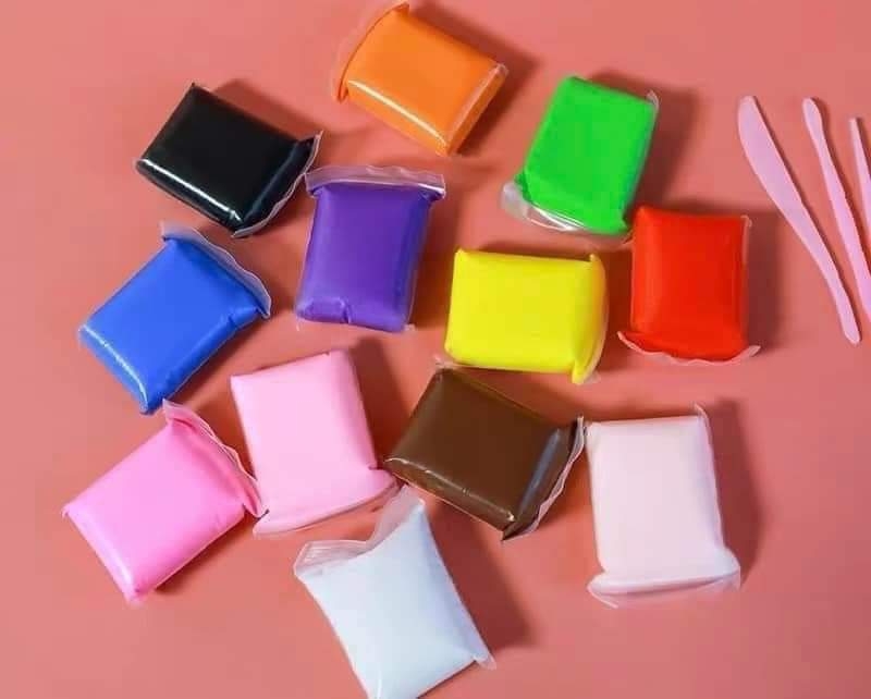 Đất sét nặn 12 màu Diyijin Ultra light clay (tặng kèm bộ dụng cụ tạo hình)