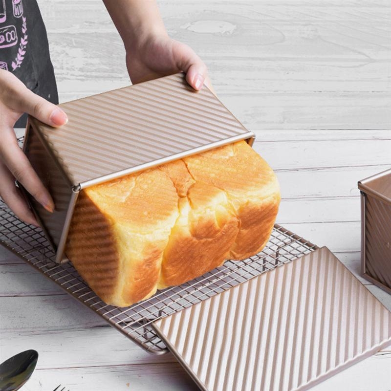 Khuôn nướng bánh mì 450g chống dính -  BEE062