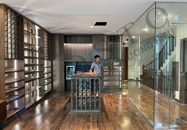 Các mẫu cửa kính thủy lực đẹp