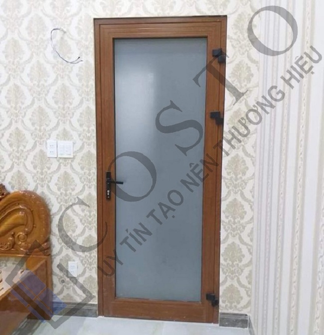 CỬA 1 CÁNH MỞ QUAY VÂN GỖ