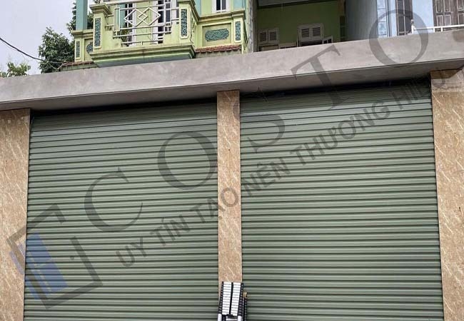 Cửa cuốn tấm liền giá rẻ