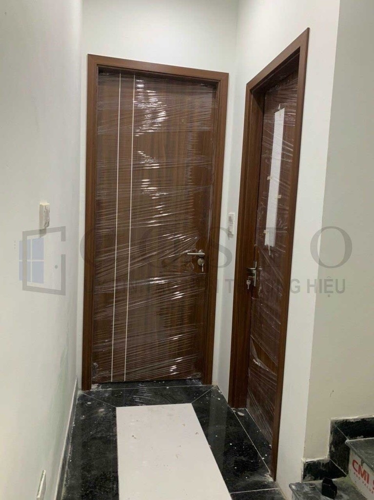 Cửa gỗ nhựa Composite giá bao nhiêu?